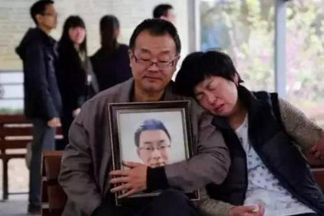 魏则西事件