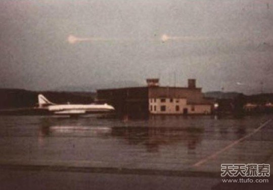 15400045b-2.jpg